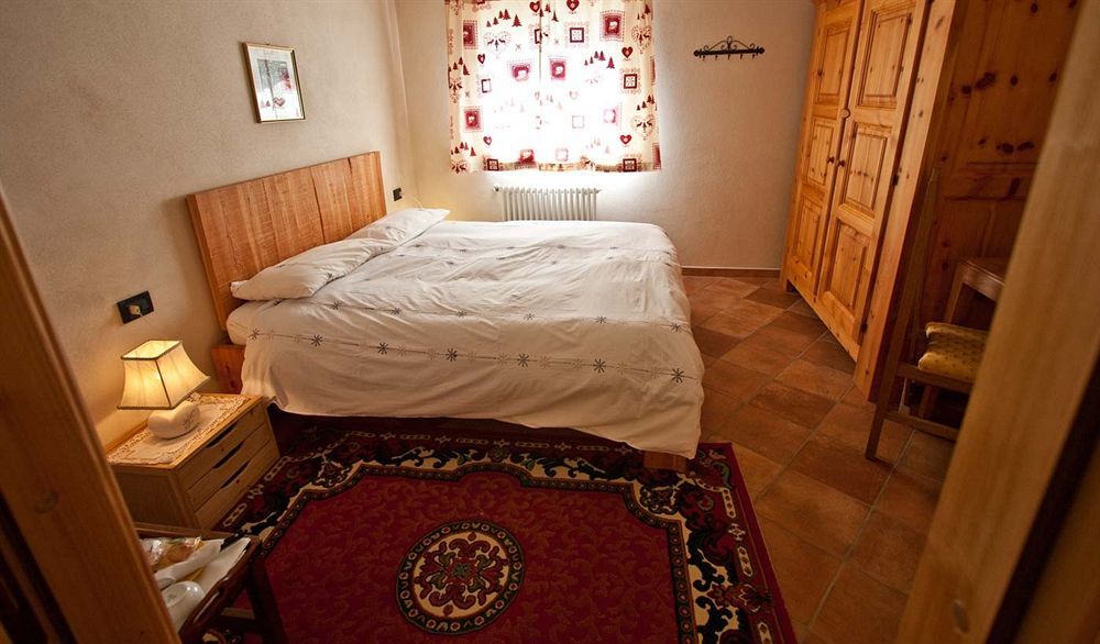 I Picchi Hotel Gressan Kültér fotó