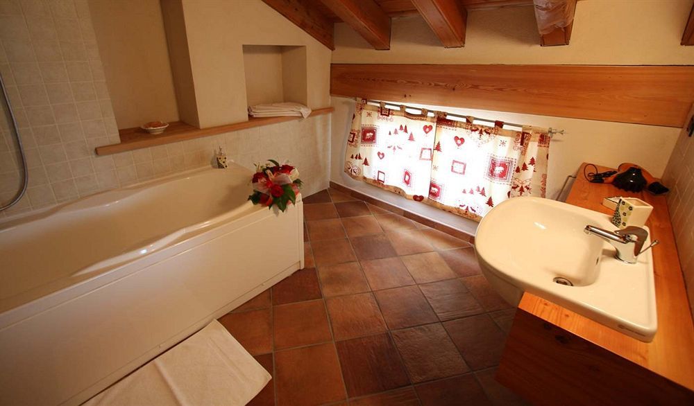 I Picchi Hotel Gressan Kültér fotó