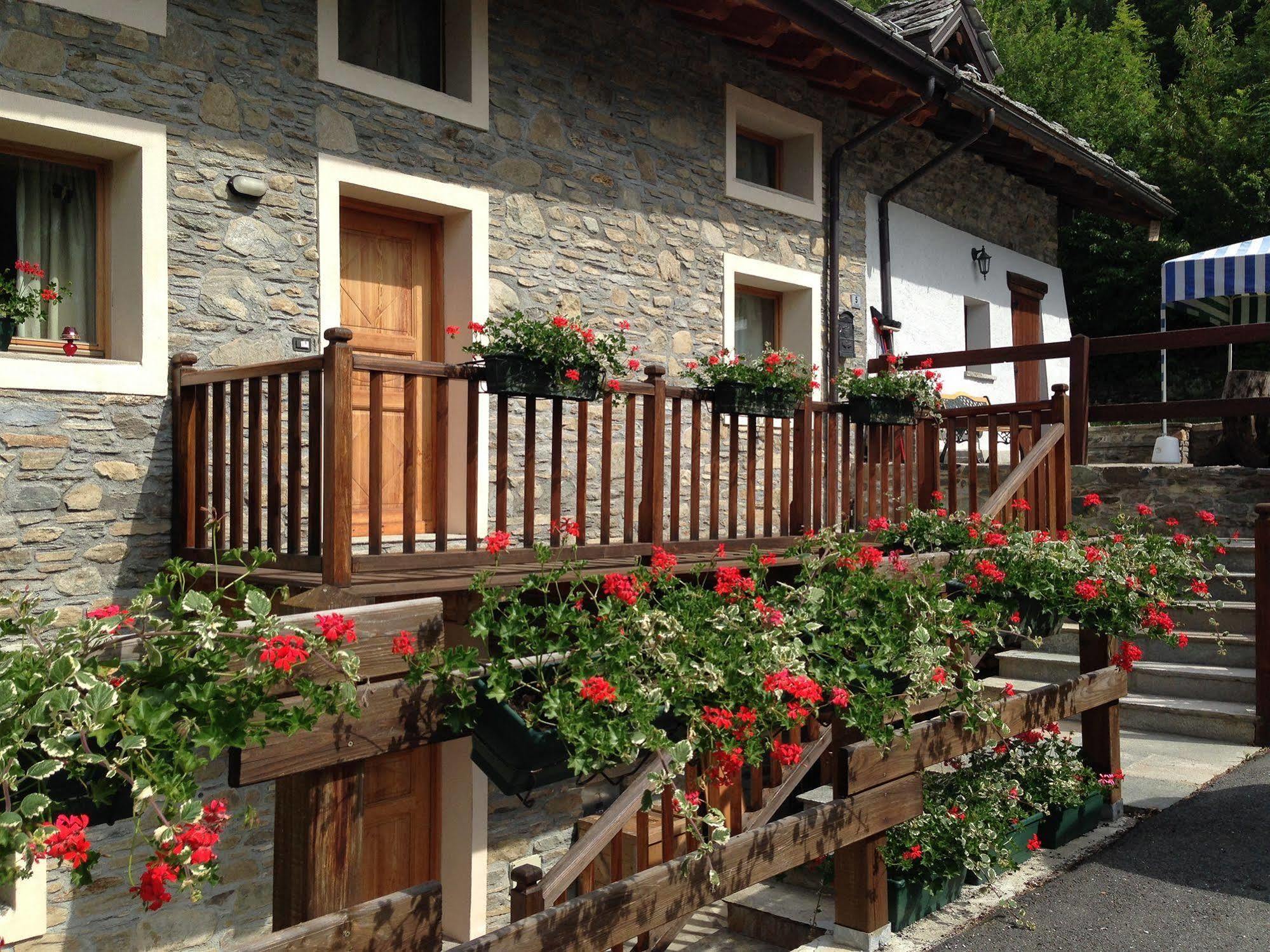 I Picchi Hotel Gressan Kültér fotó